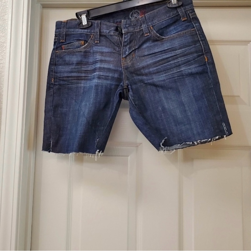 GAP Dark Blue Jean Shorts for Women are a size 4.